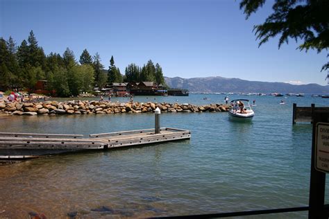 Tahoe Vista .
